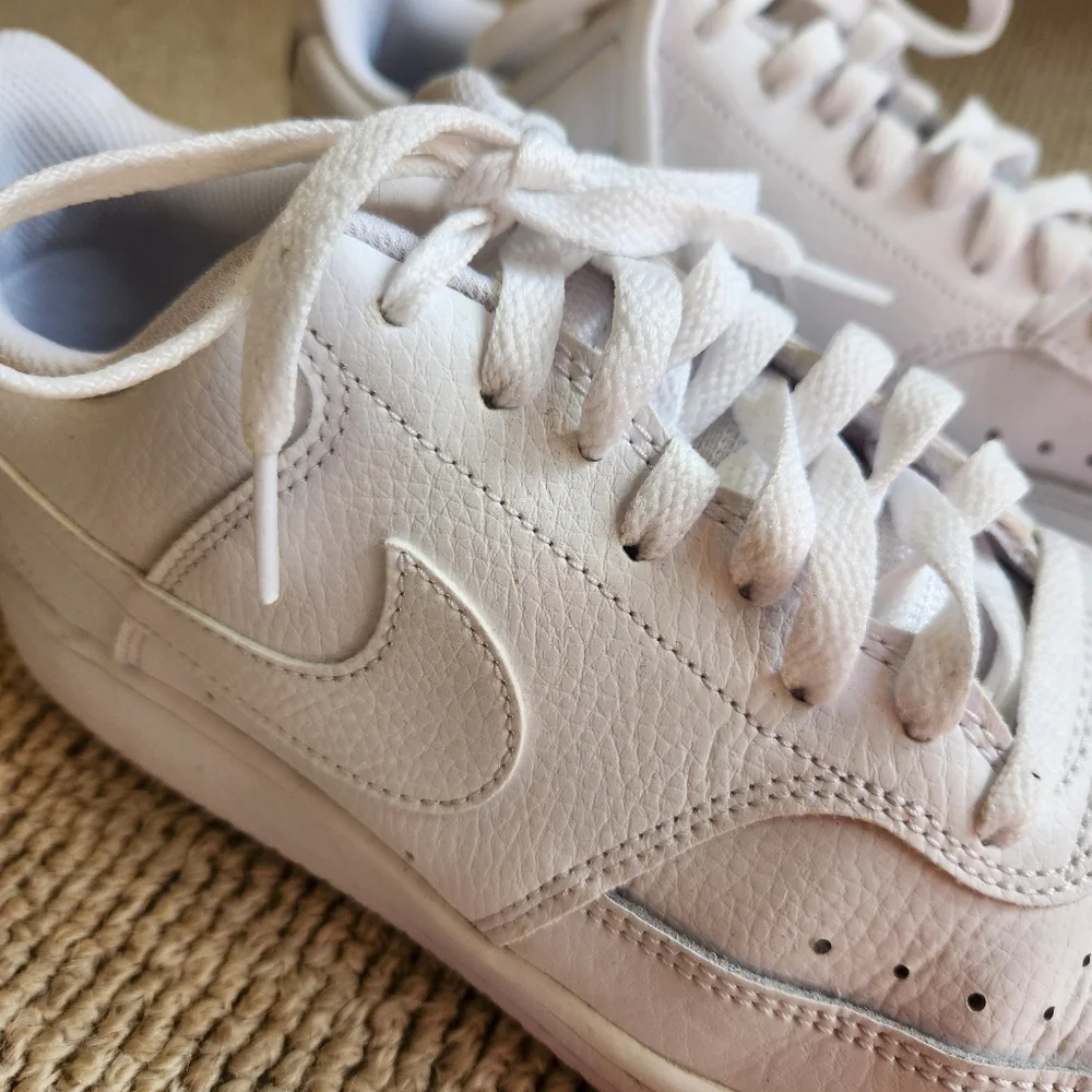 Nike Court Vision Low - White - Women's Size 9.5 🤍 - Picture 8 of 16